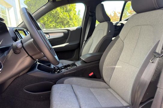 Volvo XC40 B3 Plus Dark