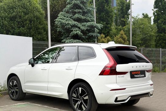 Volvo XC60 B5 B AWD Plus Dark aut