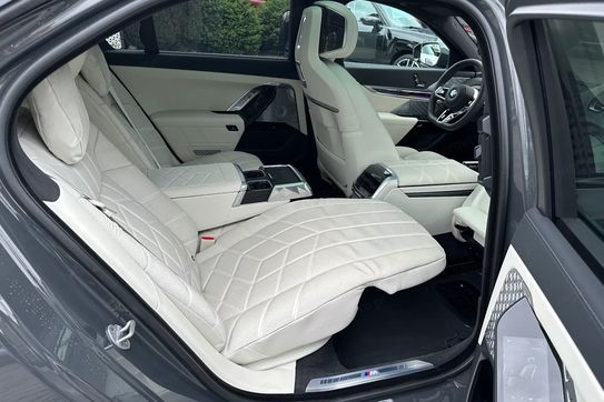 BMW Seria 7 740d xDrive M Sport
