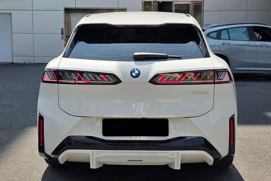 BMW iX3 50 xDrive M Sport