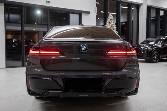 BMW Seria 7 740d xDrive M Sport