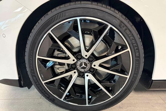Mercedes CLA 220 4-Matic AMG Line
