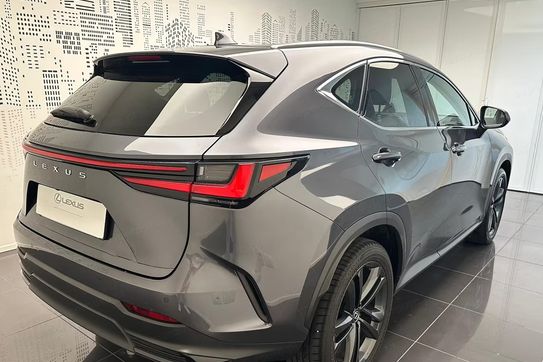 Lexus NX 450h+ Prestige 2.5 Plug-in Hybrid