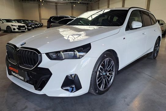 BMW Seria 5 Touring 520d xDrive M Sport