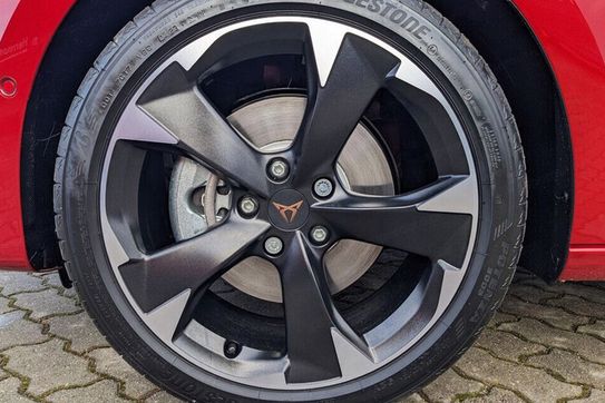 Cupra Leon 1.5 eTSI DSG