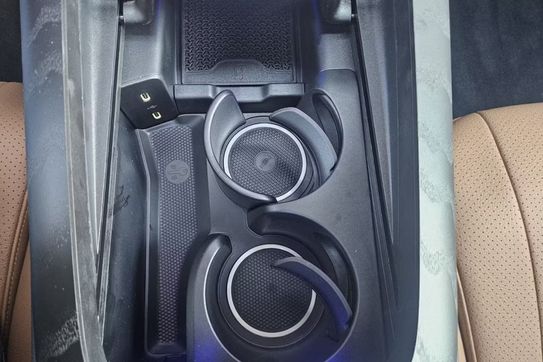 Mercedes Klasa E 300 e 4-Matic AMG