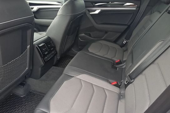 Volkswagen Touareg 3.0 V6 Tdi 4MOTION r-Line