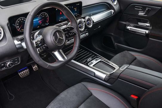 Mercedes GLB 220 4-Matic AMG Line