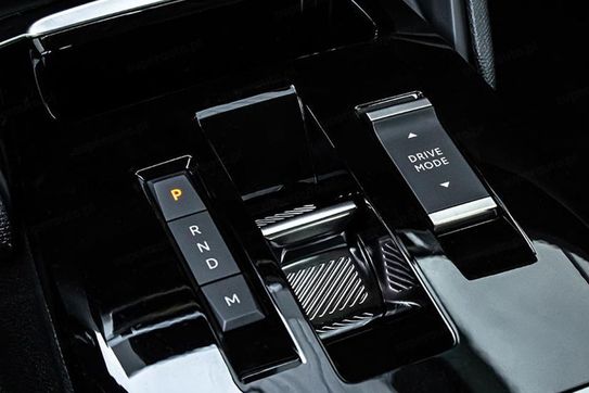 Citroen C4 Plus eDCT6 1.2 mHEV