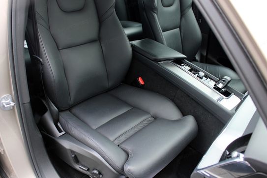 Volvo XC60 B4 D AWD Ultimate Dark