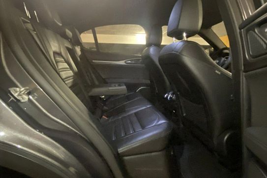 Alfa Romeo Stelvio Turbo Q4