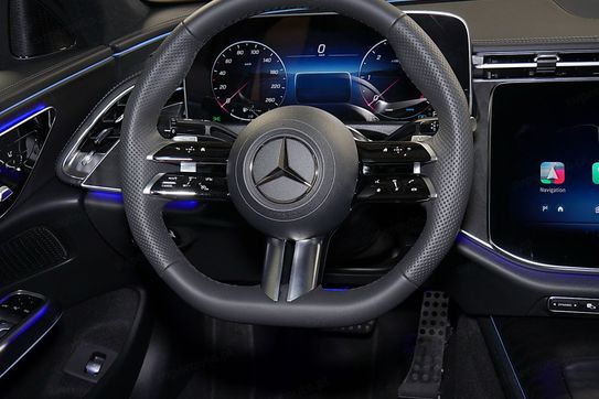 Mercedes Klasa E 220 d 4-Matic AMG