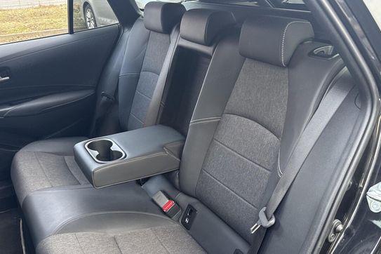 Toyota Corolla 1.8 Hybrid Style