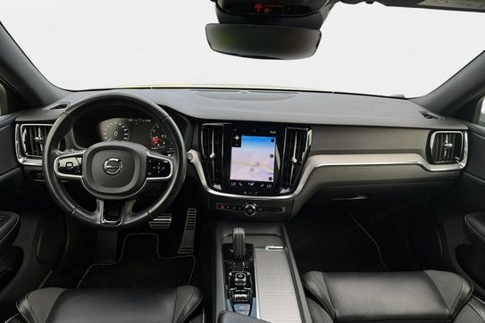 Volvo V60 B3 B R-Design aut