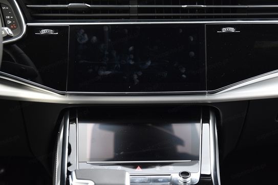 Audi Q7 55 TFSI e quattro S Line