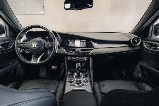 Alfa Romeo Giulia 2.0 Turbo Veloce Q4 aut