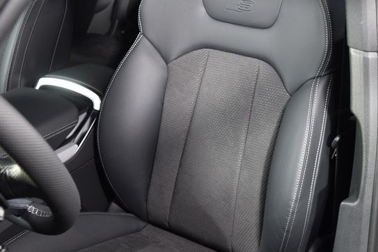 Audi Q7 TDI quattro S Line