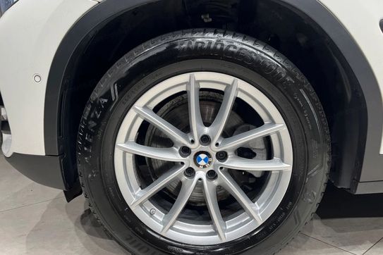 BMW X3 xDrive20d Advantage