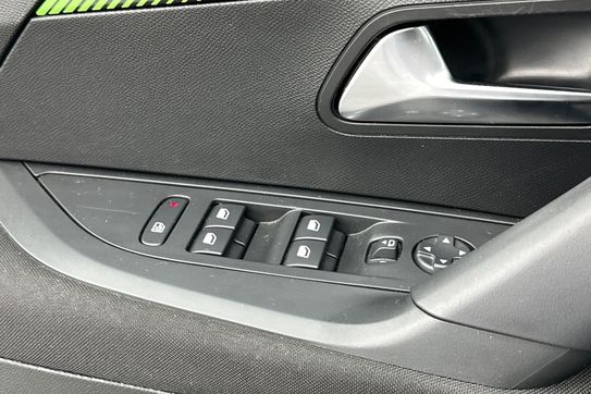 Peugeot 2008 Active 1.2 PureTech