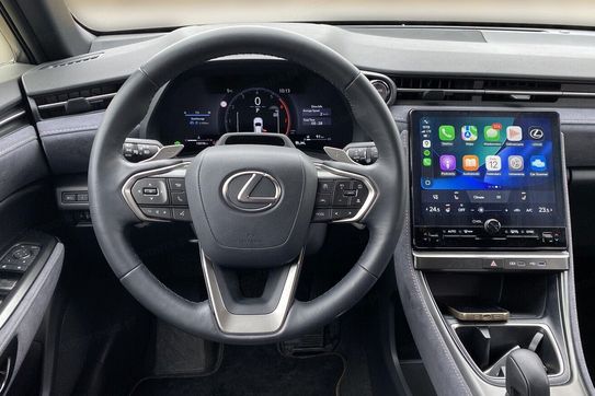 Lexus LBX Hybrid Cool