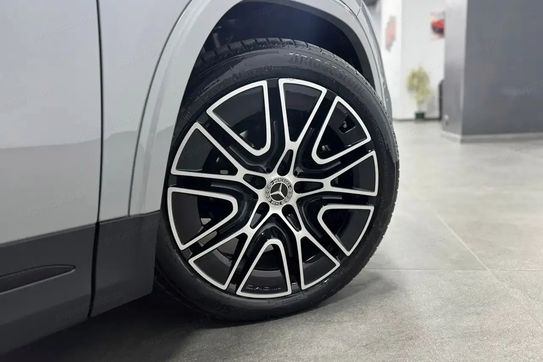 Mercedes GLA 220 4-Matic AMG Line