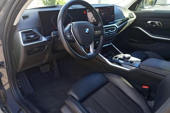 BMW Seria 3 320d xDrive mHEV aut
