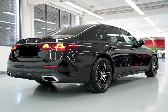 Mercedes Klasa E 220 d 4-Matic AMG