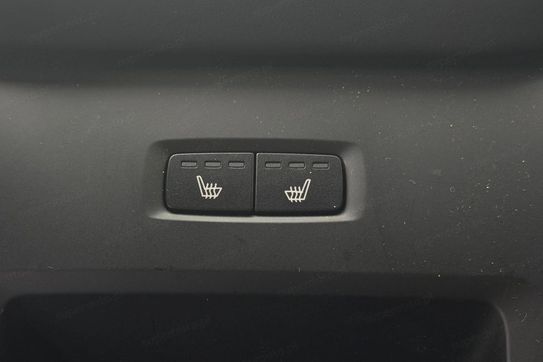 Volvo XC60 B5 B AWD Plus Dark aut