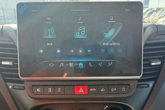 Iveco Daily 35S18HA8 Kontener 8EP Izoterma Hi-Matic