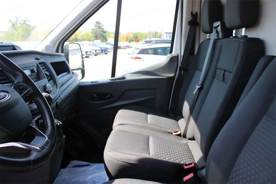 Ford Transit L4H3
