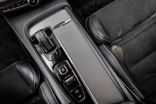 Volvo V90 B4 D AWD R-Design