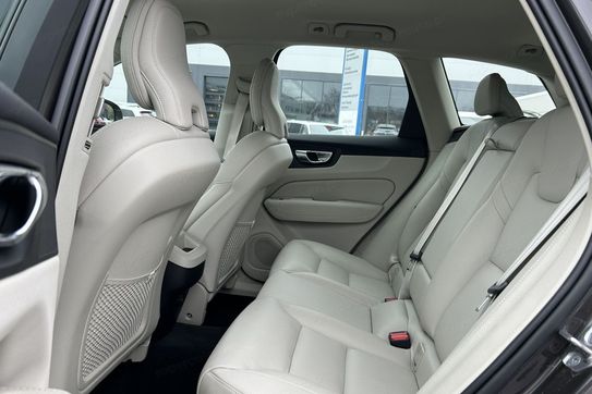 Volvo XC60 B4 B Plus Bright aut