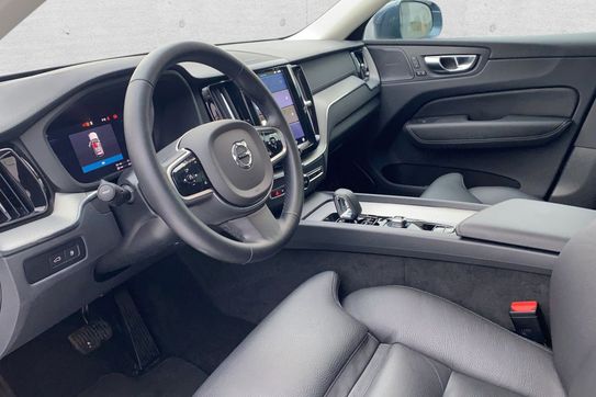 Volvo XC60 T8 Plug-In Hybrid AWD Ultimate Bright aut