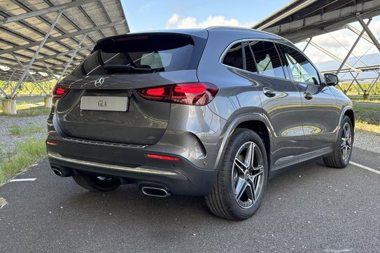 Mercedes GLA 200 AMG Line