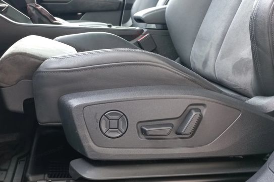Audi Q3 RS S tronic