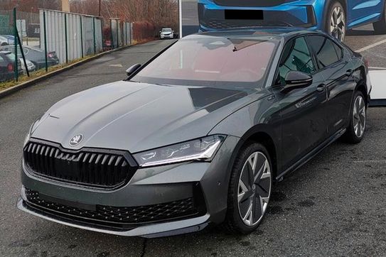 Skoda Superb Sportline 2.0 TDI DSG 4x4
