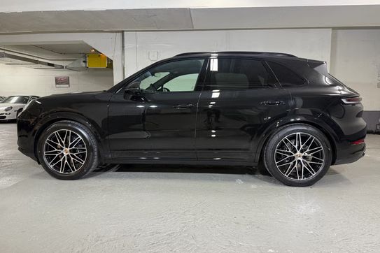 Porsche Cayenne E-Hybrid Black Edition
