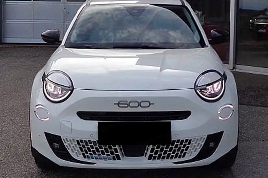 Fiat 600 La Prima 1.2 Turbo Hybrid eDCT