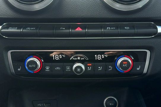 Audi A3 RS3 2.5 TFSI quattro S tronic