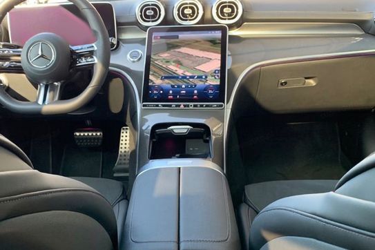 Mercedes Klasa C 300 de 4-Matic AMG