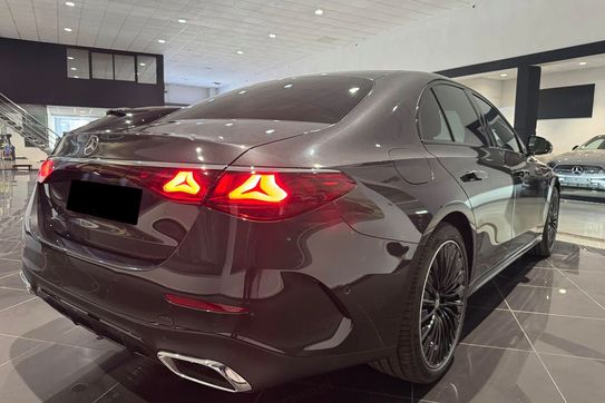 Mercedes Klasa E 220 d 4-Matic AMG