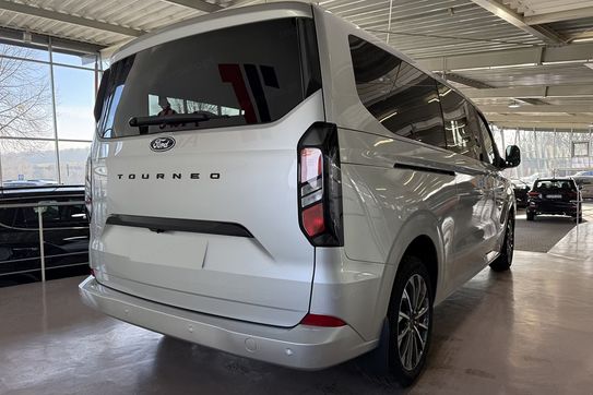 Ford Tourneo Custom 320 L2 Titanium X AT8