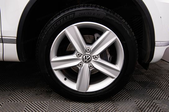 Volkswagen Touareg 3.0 TDI V6 BMT R-Line