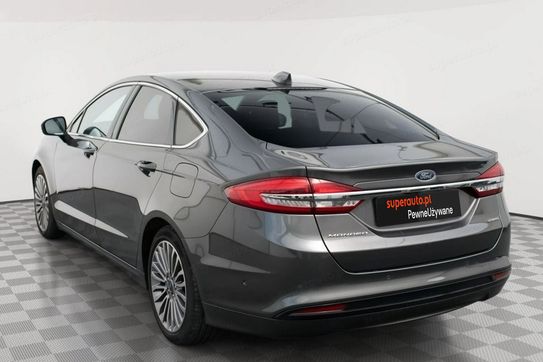 Ford Mondeo 2.0 Hybrid