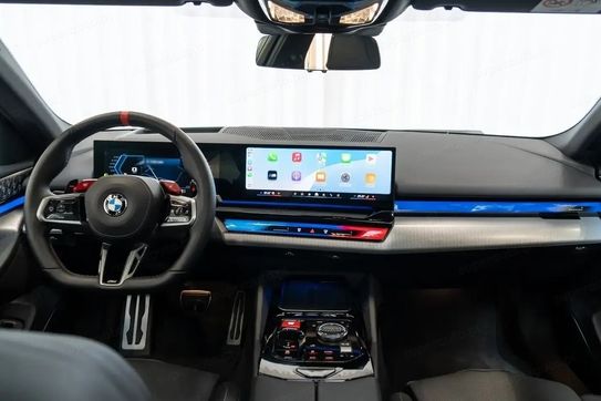 BMW Seria 5 M5