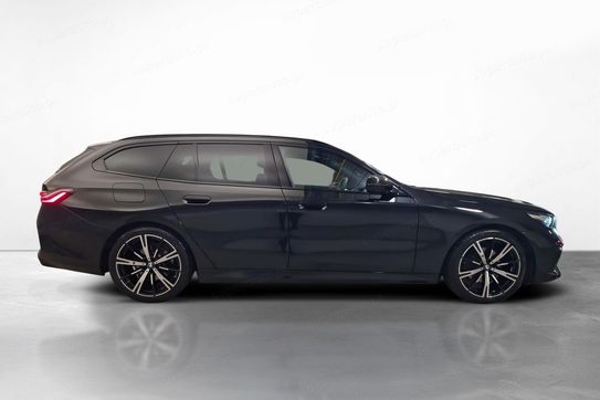 BMW Seria 5 520d xDrive mHEV aut
