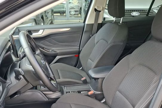 Ford Focus 1.0 Ecoboost Mhev Titanium x