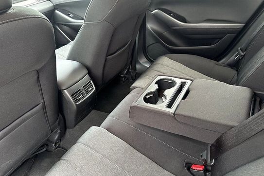 Mazda 6 2.0 Center-Line