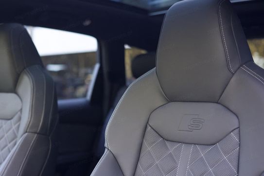 Audi Q7 60 TFSI e quattro S Line