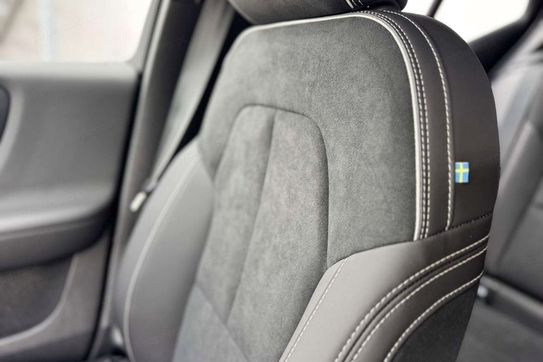 Volvo XC40 B4 Plus Black Edition